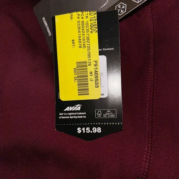 NWT Avia Burgundy Flare Yoga Pants - Picture 4 of 6